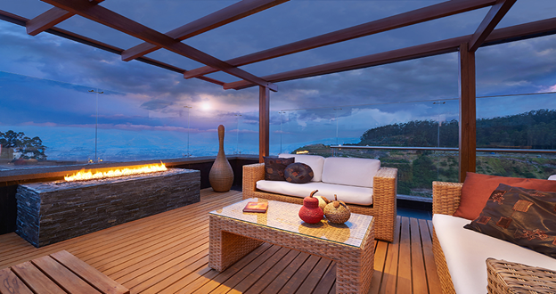 Why Polycarbonate Roofing Is What Contractors Need to Sell More — and Build Better!