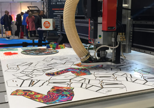 HOW DO YOU CHOOSE THE BEST MEDIA FOR YOUR SIGN & DISPLAY PRODUCT?