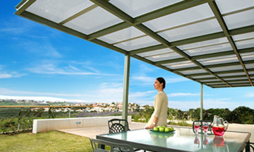 Polycarbonate roofing sheets – the perfect combination of roofing coverings and natural light