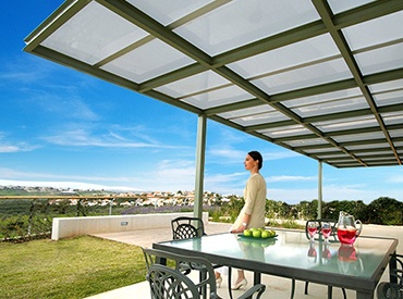 Polycarbonate roofing sheets – the perfect combination of roofing coverings and natural light